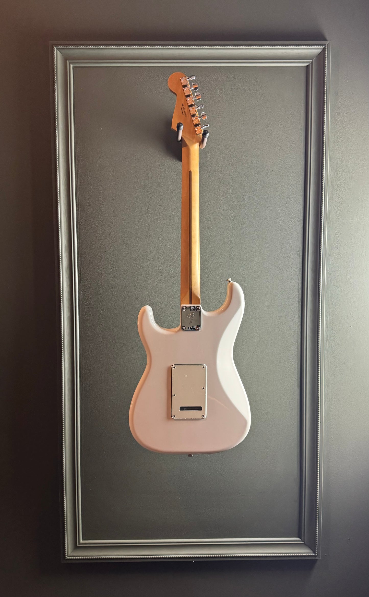Fender Custom Shop “NAMM Limited 1956 Thinline” (from “Music Is Win)