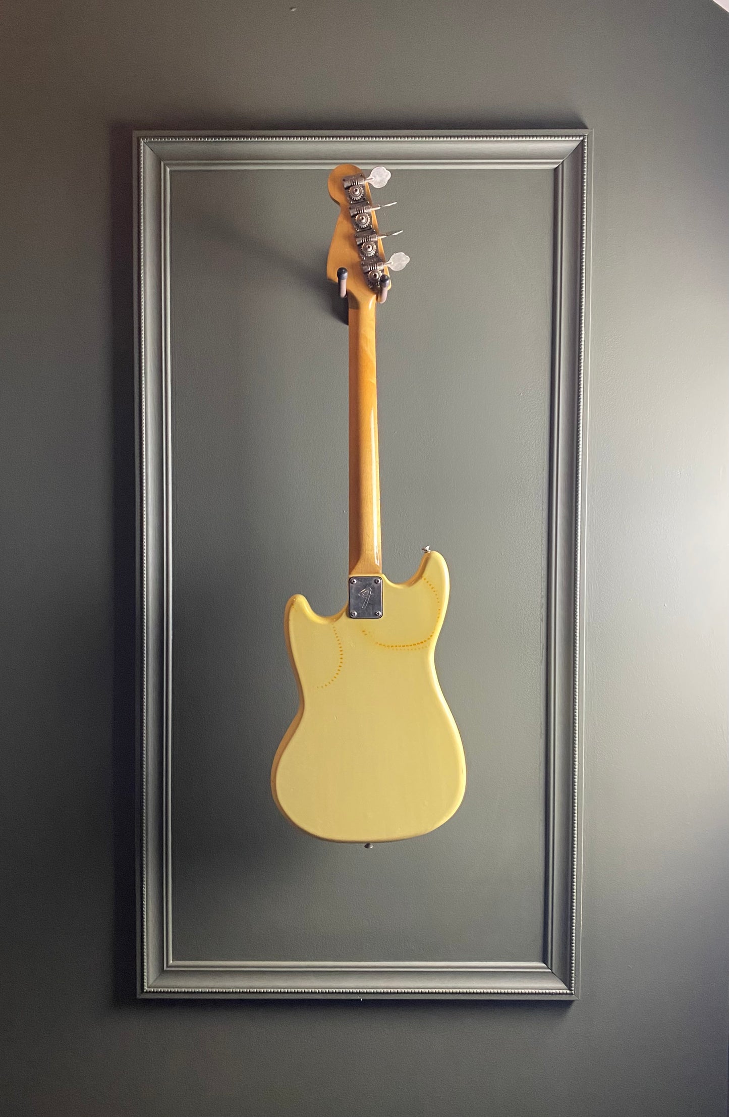 1976 Fender MusicMaster Bass