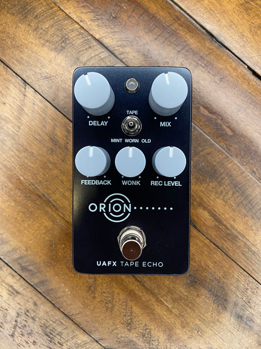 UAFX Orion | Tape Echo Pedal
