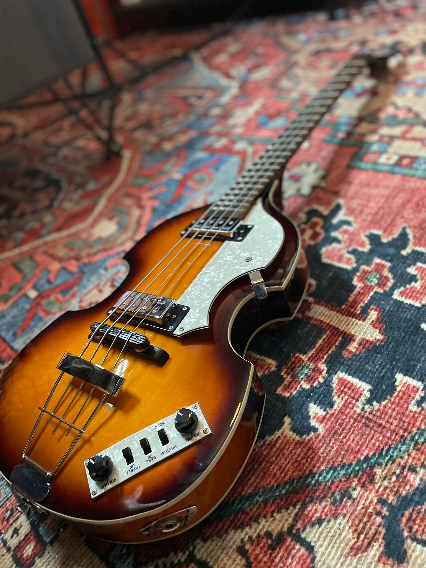 Hofner B-Bass HI-Series