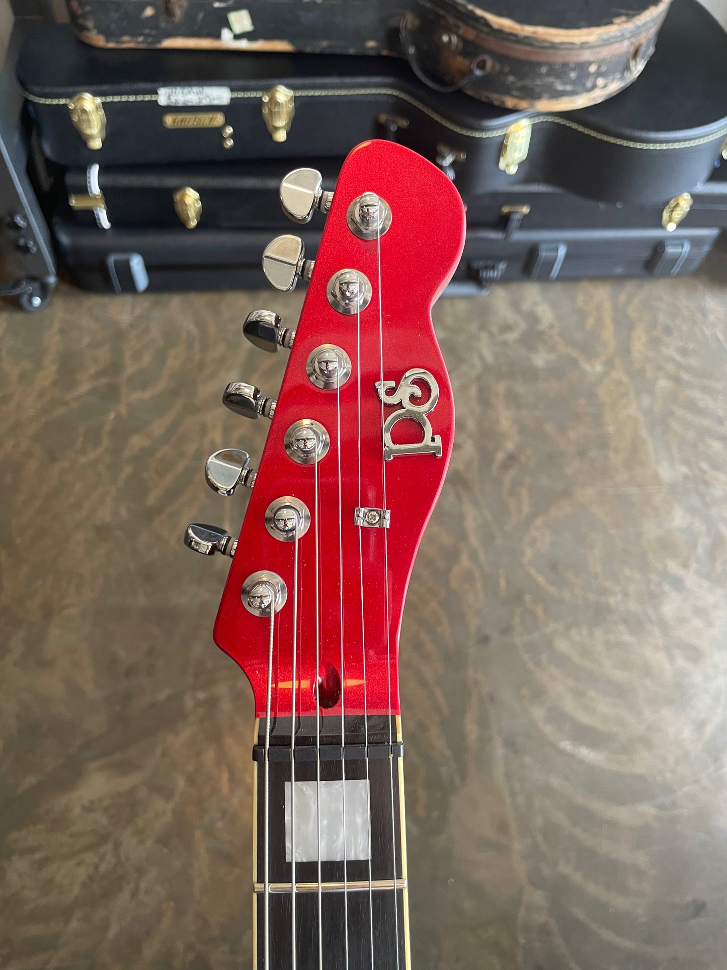 Pure Salem Cardinal Hardtail