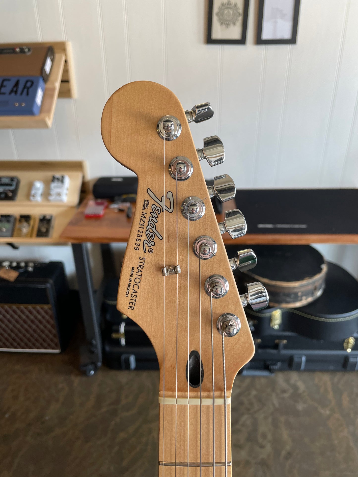 2004 Fender Mexican Strat Left-Handed