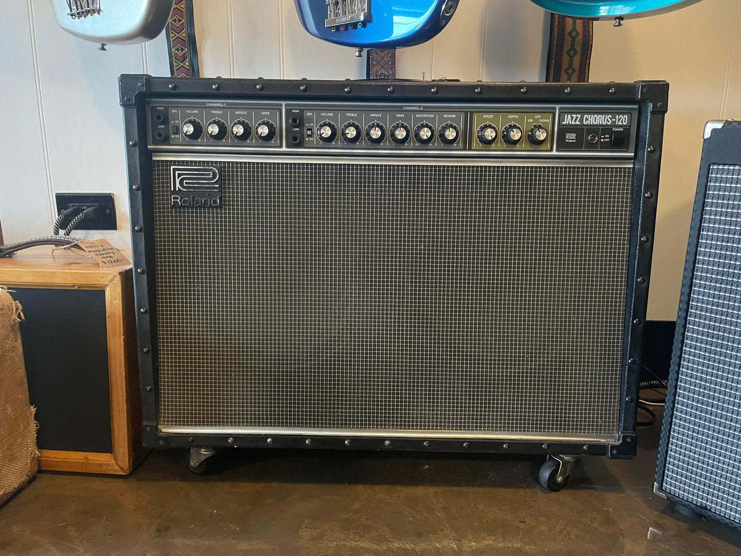 1990 Roland Jazz Chorus 120