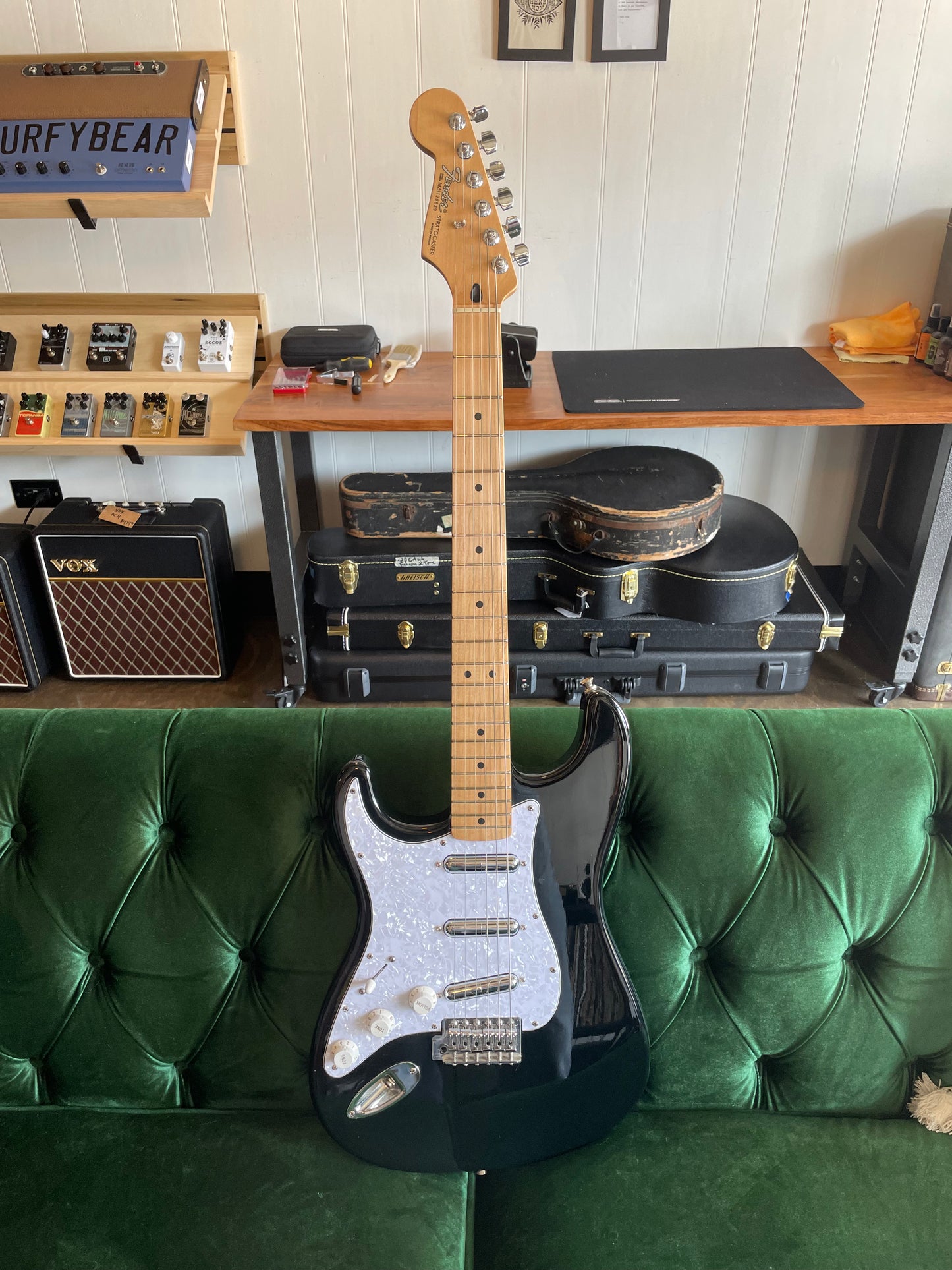 2004 Fender Mexican Strat Left-Handed