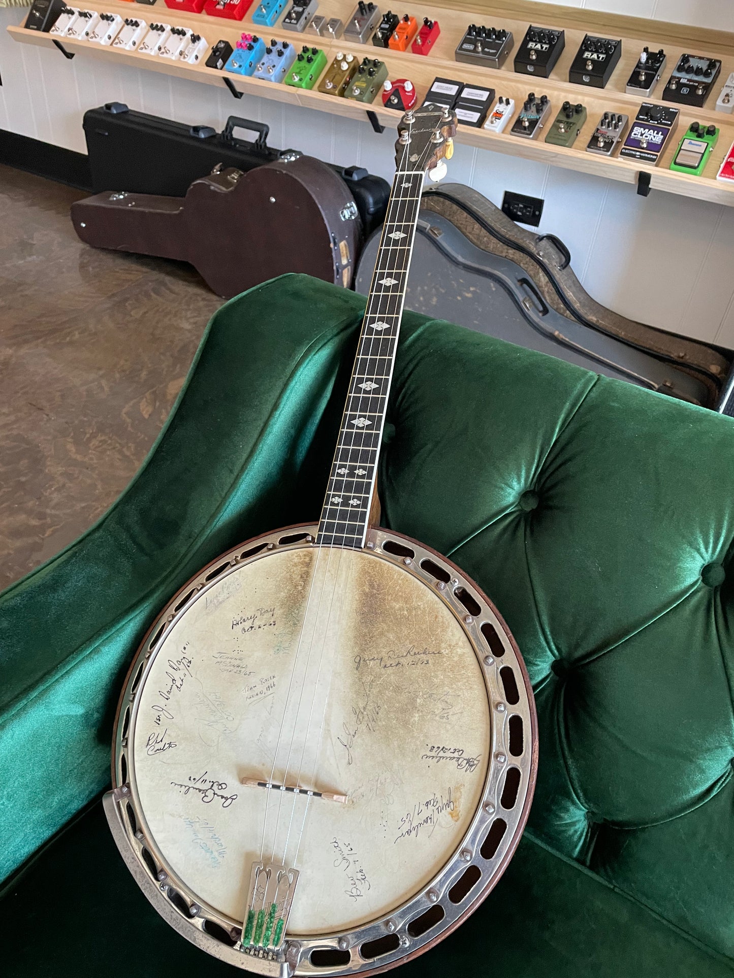 1920’s Ludwig Kingston Tenor Banjo