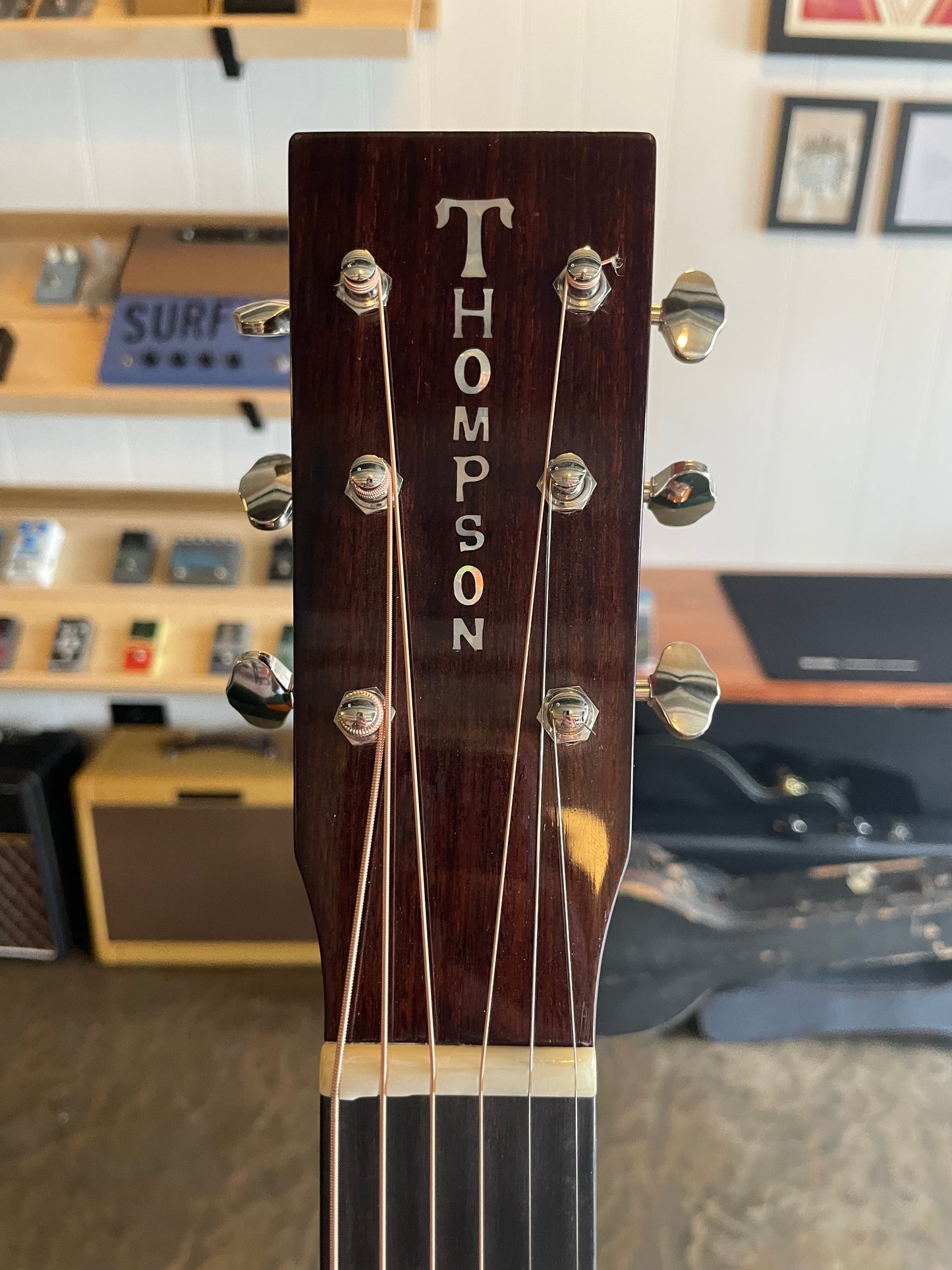 Thompson D-18