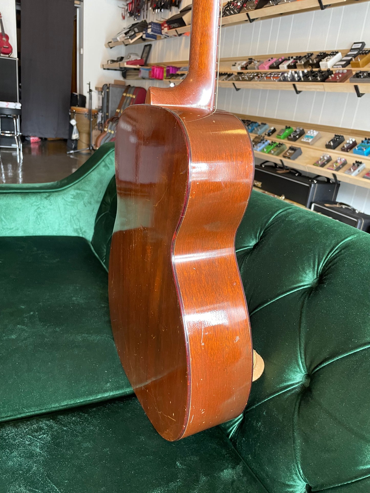 1952 Martin 00-18