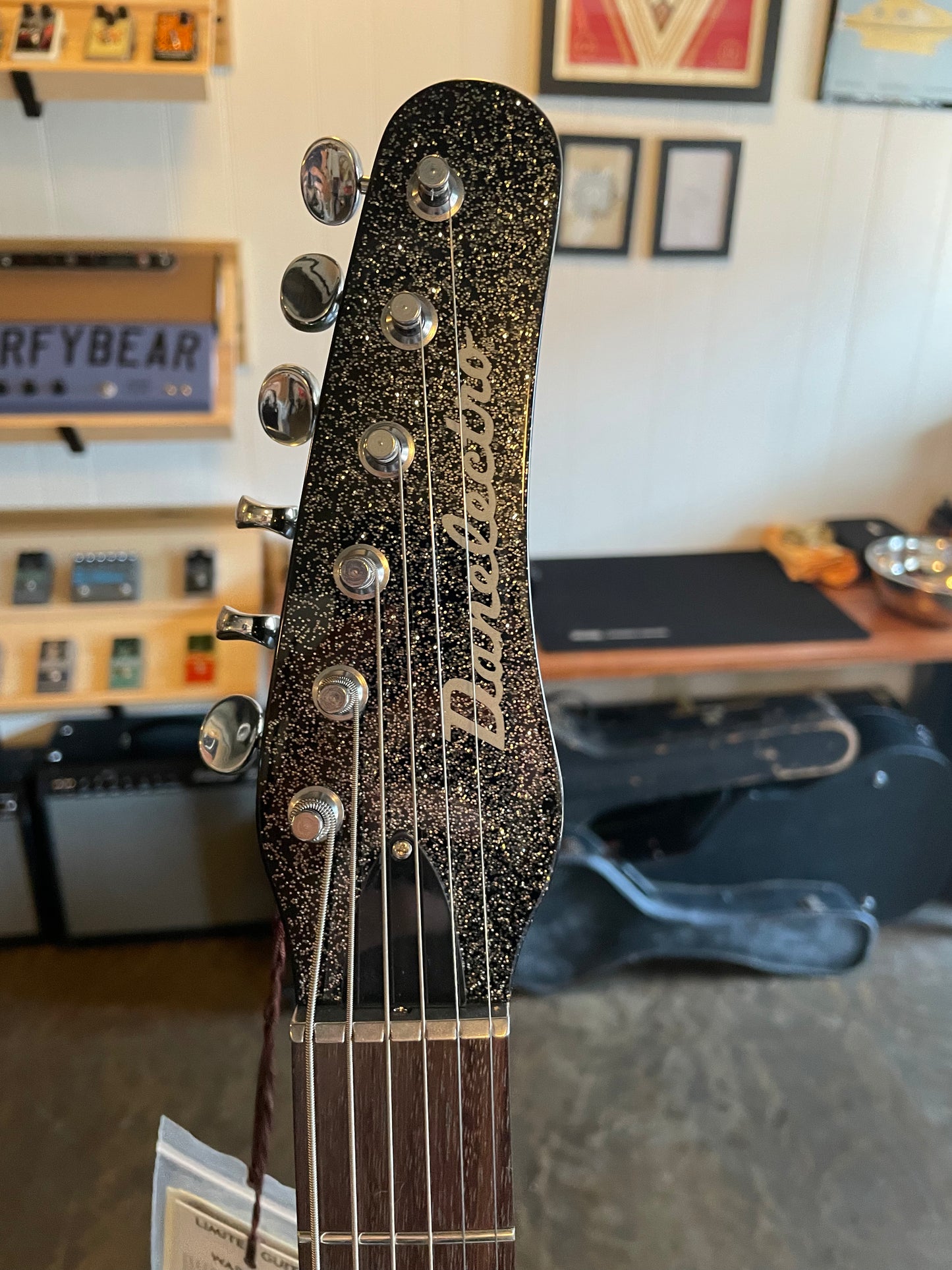 Danelectro 56 Baritone Metal Flake