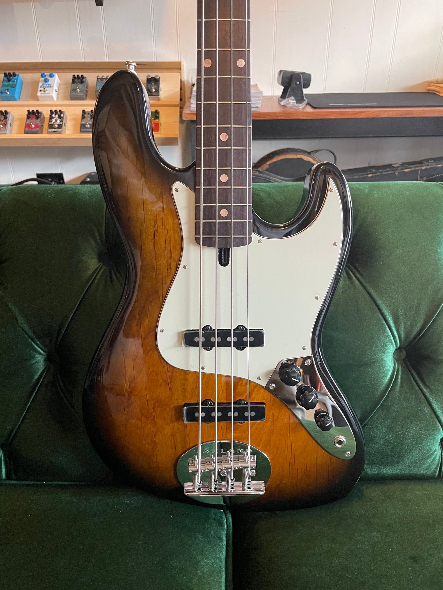 Lakland 44-60 Classic Sunburst