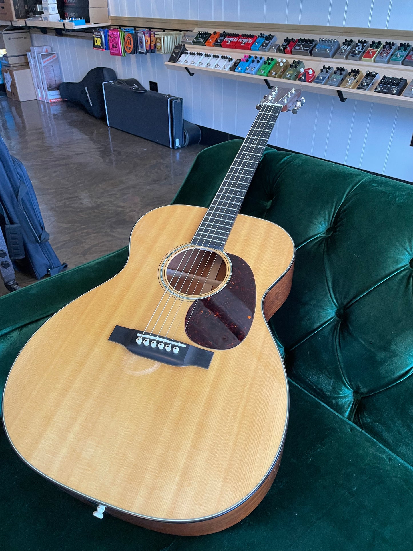 Martin 000-18