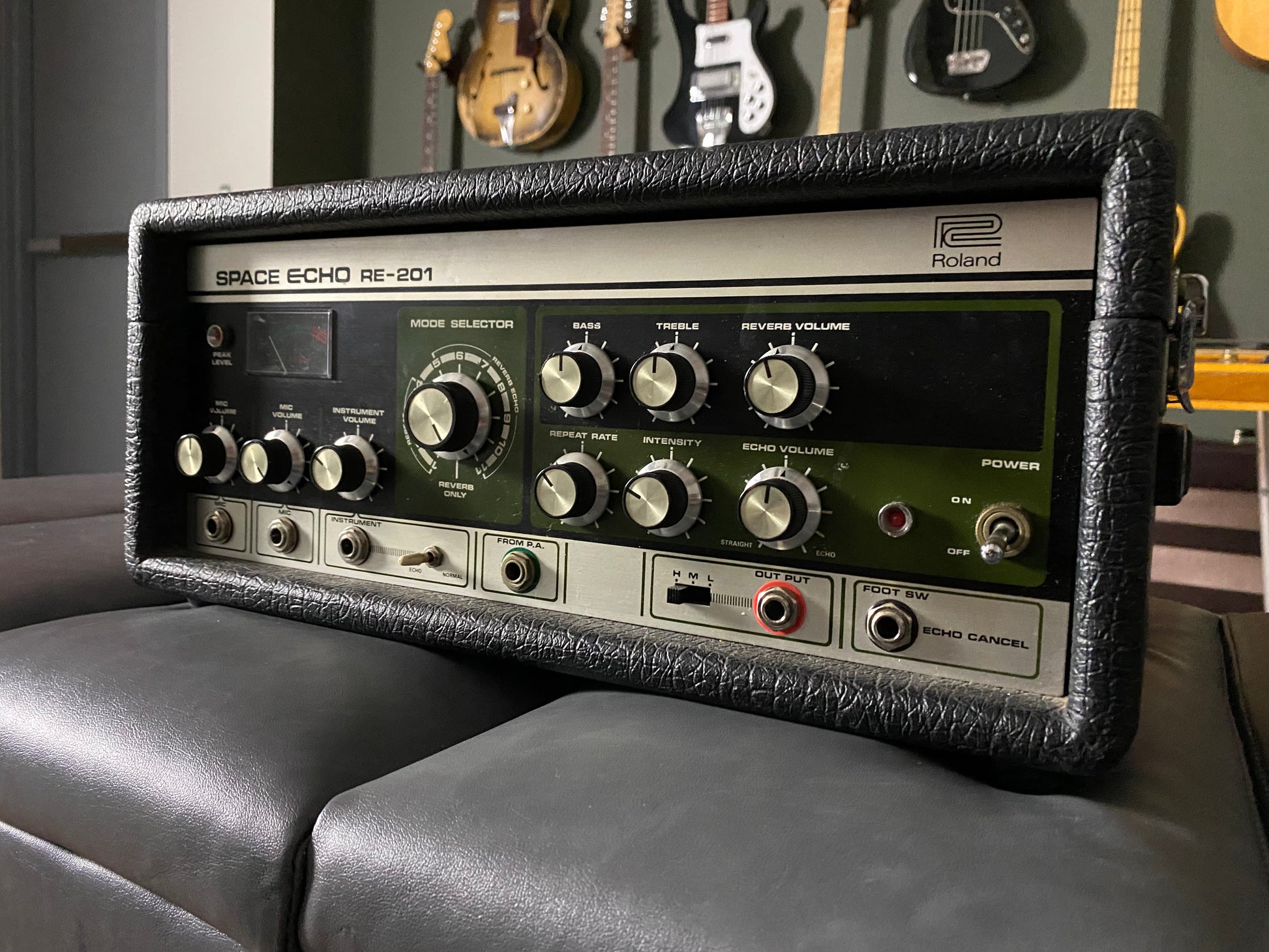 ギター Roland RE-201 SPACE ECHO Roland Space Echo RE-201 – Caldwell Guitars Nashville