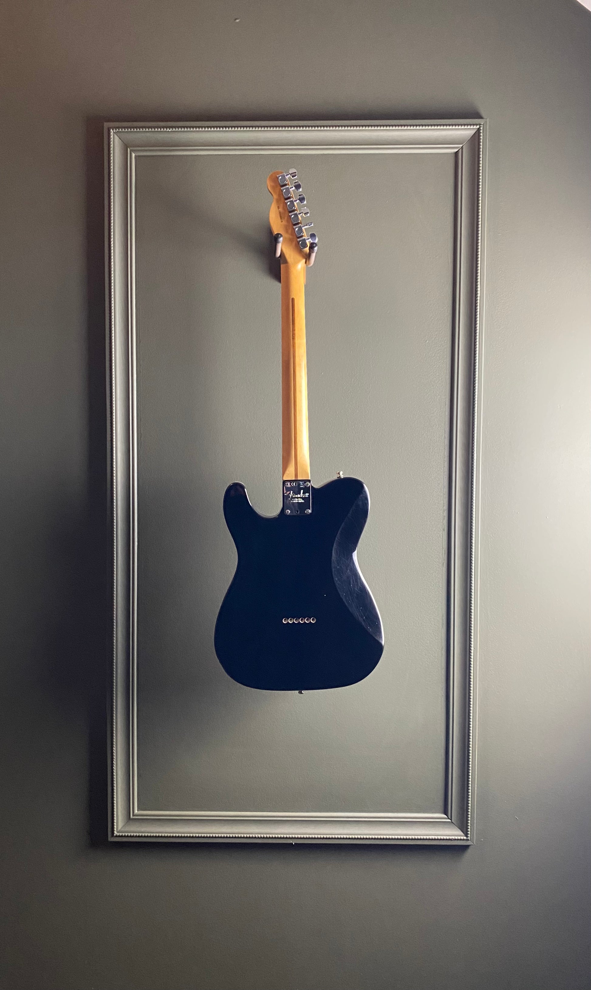 Telecaster wall mount deals