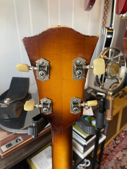 1965 Hofner Presidential Bass