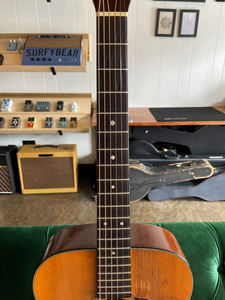 1952 Martin 00-18