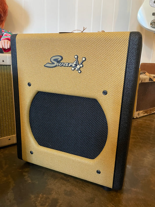 Swart Atomic Space Tone