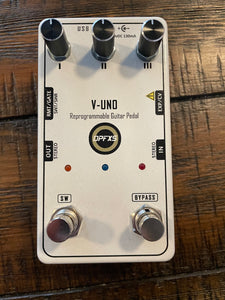 OPFXS V-UNO Reprogrammable Guitar Pedal