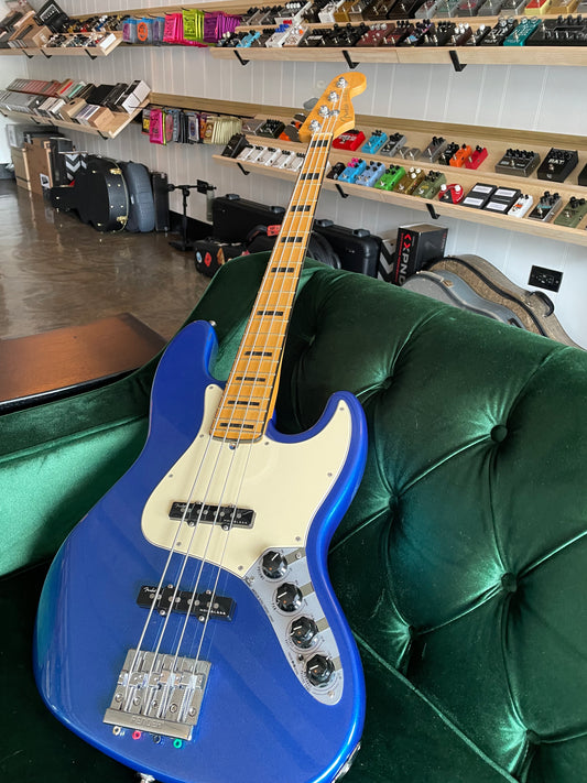 Fender American Ultra Jazz Bass